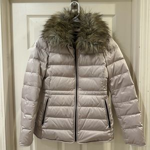 Zara down jacket with removable faux fur collar Size M